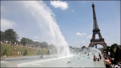 En France, le taux de natalité est supérieur au taux de mortalité.