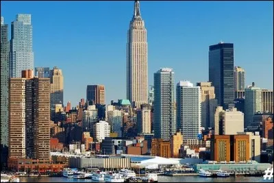Dans quel pays la célèbre ville de New York est-elle ?