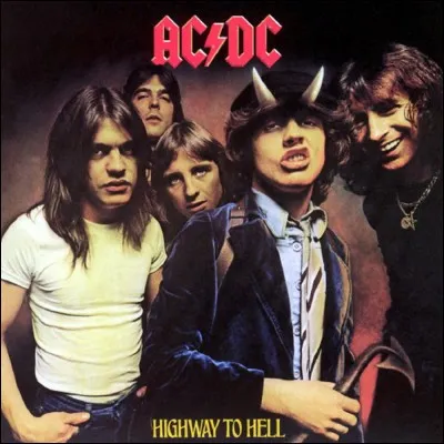 Quel est le premier album (dans le classement) d'AC/DC ?