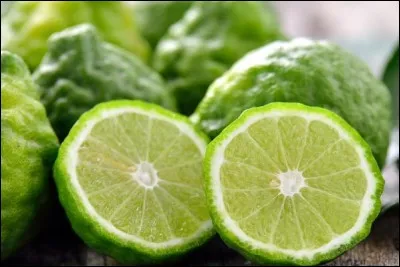 Quel est cet agrume cultivé en Calabre, hybride d'une orange amère et d'une lime ?