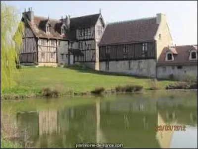 Ancienne commune normande, Omméel se situe dans le département ...