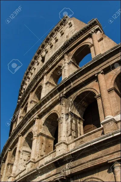 En quelle année Rome est-elle fondée ?