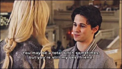 Comment s'appelle le frère de Serena ?