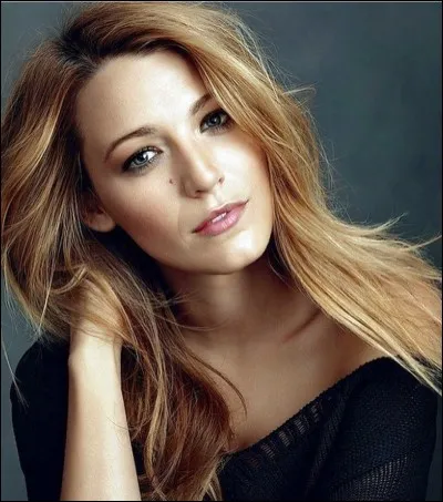 Comment s'appelle la tante de Serena ?