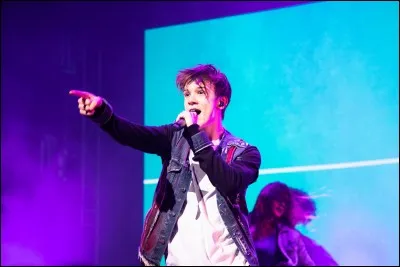 Quand a-t-il fait son concert au théâtre Corona à Montréal ?