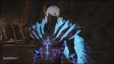 Vous avez des pouvoirs démoniaques ou un même un bras démoniaque. Qu'est-ce que vous en pensez ?