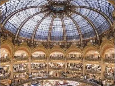 Sous quel nom est plus connu "Gilbert du Motier" ?