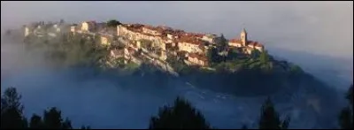 Je vous propose de partir &agrave; la d&eacute;couverte du village Maralpin de Castellar. Nous serons en r&eacute;gion ...