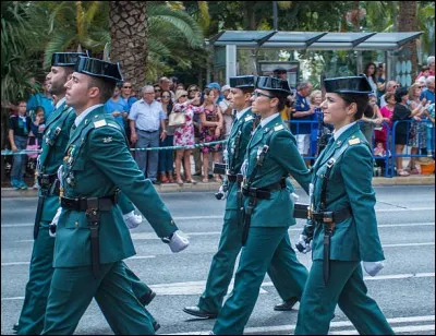 Quel pays célèbre sa fête nationale le 12 octobre ?