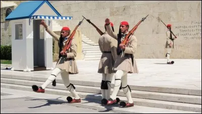 Quel pays célèbre sa fête nationale le 25 mars ?