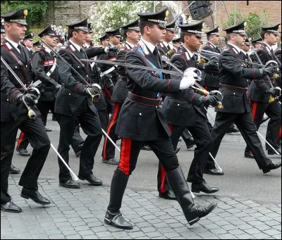 Quel pays célèbre sa fête nationale le 2 juin ?