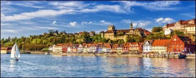 Quels pays se partagent les rives du lac de Constance ?