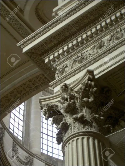 Quel est le premier "grand homme" à avoir été inhumé au Panthéon ?