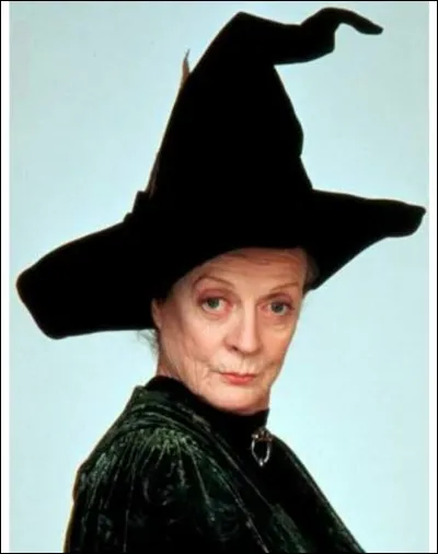 Comment s'appelle l'actrice qui joue Minerva McGonagall ?