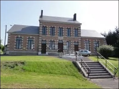 Commune Ardennaise, Saint-Jean-aux-Bois se situe en région ...