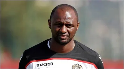 Comment s'appelle l'entraîneur de l'OGC Nice ?