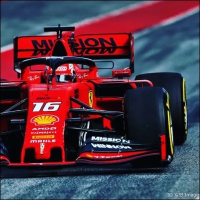 Laquelle de ces marques ne motorise pas une écurie ACTUELLE de Formule 1 ?