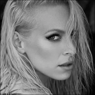 Combien de vidéoclips y a-t-il sur sa chaîne Youtube ?