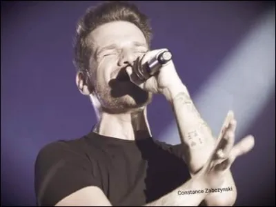 Quelle est la différence d'âge entre lui et sa femme ?