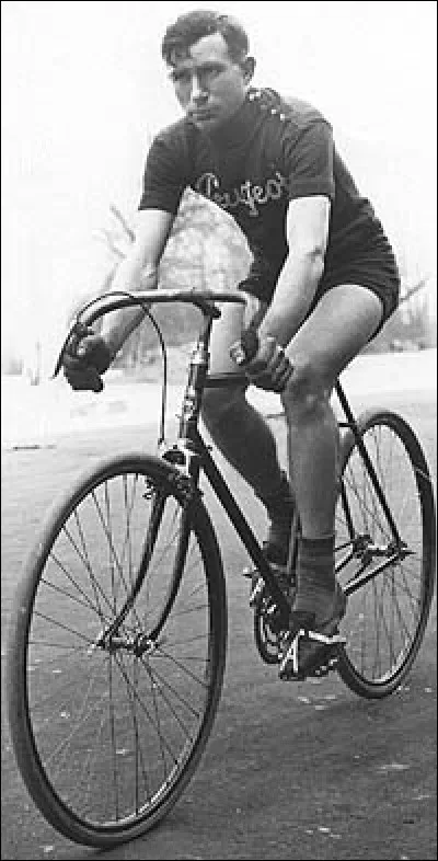 Ce coureur belge s'impose en 1919 puis en 1922. C'est ...