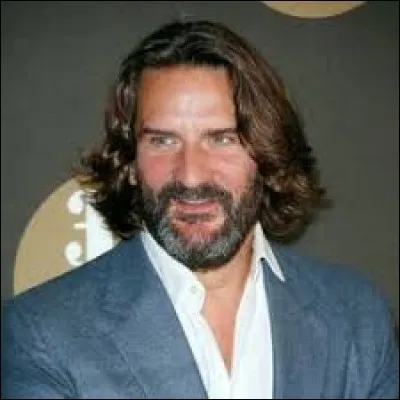 Comment était intitulée l'émission de télévision littéraire présenté par Frédéric Beigbeder et diffusée en 2001 et 2002 sur Paris Première ?