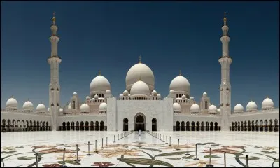La Mosquée Cheikh Zayed :