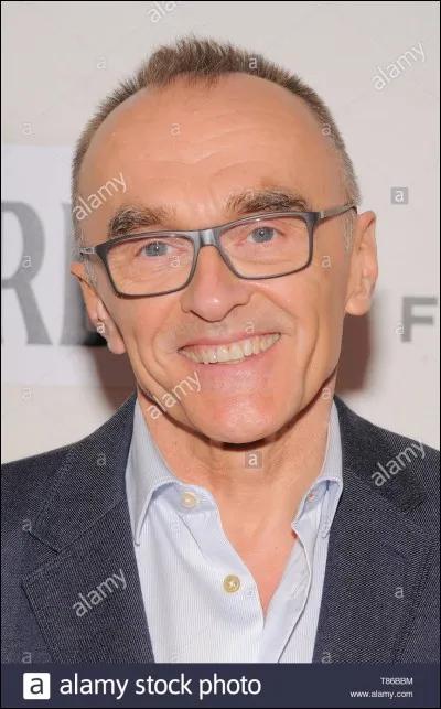 Je suis né le 20 octobre 1956 à Manchester j'ai réalisé ''Trainspotting'', ''Slumdog Millionnaire'' et ''127 heures'' ?