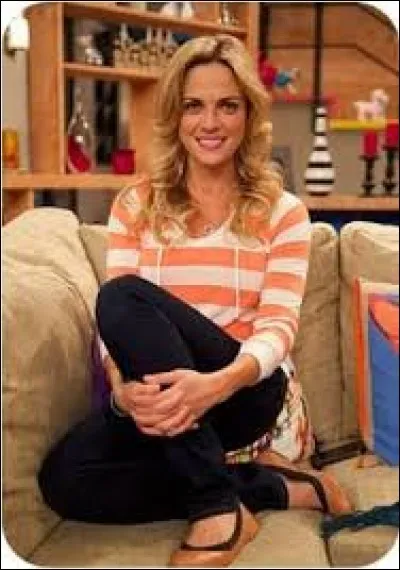 Comment se prénomme la mère d'Henry ?