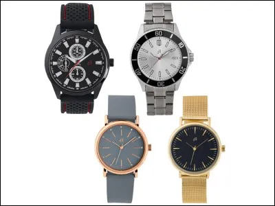 "L'Horloger de Saint-Paul" est un film interprété par Philippe Noiret.