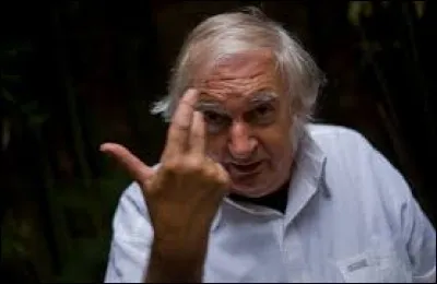 Gloup-gloup-gloup !
Quelle est la cible préférée de l'agitateur liégeois Noël Godin ?