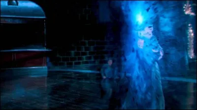 Harry crée l'AD à cause du professeur ...