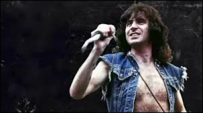 ''Highway to Hell'' est un titre du groupe AC/DC. Quel mot n'a pas de rapport avec les Enfers de la mythologie grecque ?