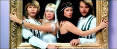 ''Gimme! Gimme! Gimme! (A Man After Midnight)'' est un titre d'ABBA. Quelle princesse Disney ne pourra pas ramener un homme dans son carrosse après minuit ?