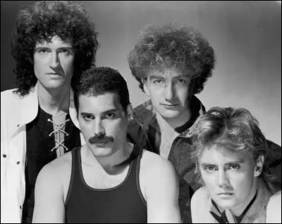 ''Crazy Little Thing Called Love'' est une chanson de Queen. C'est aussi ce que disait peut-être à Courtney Love son mari décédé en 1994. Quel est son nom ?