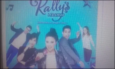 Kally a d&eacute;j&agrave; d&eacute;m&eacute;nag&eacute;.