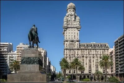 Quelle est la capitale de l'Uruguay ?