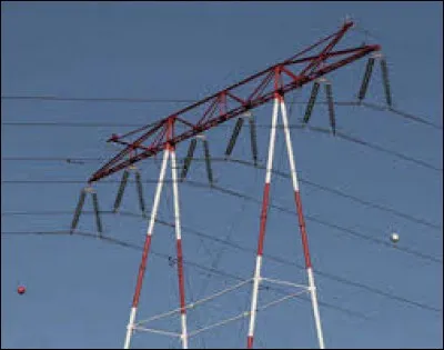 Quel palais fut construit en 1687 par Jules Hardouin-Mansart ?