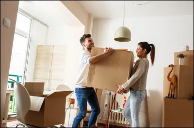 À quel temps le verbe ''emménager" est-il conjugué dans "tu emménageas" ?
