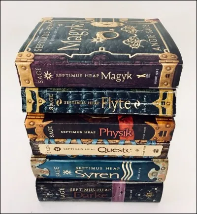 Magyk. Combien de livres de cette s&eacute;rie de Angie Sage sont sortis en fran&ccedil;ais ?