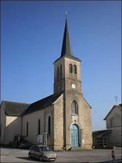 Nous terminons cette balade devant l'église Saint-Jacques de Soulvache. Commune Mariligérienne, elle se situe en région ...