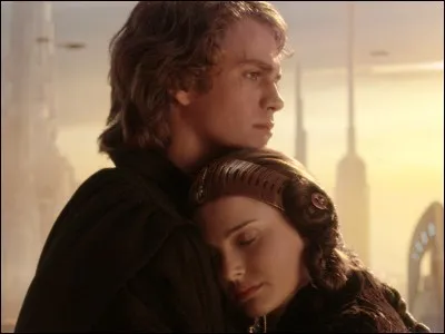 Qui joue Padmé dans les épisodes 1 à 3 ?