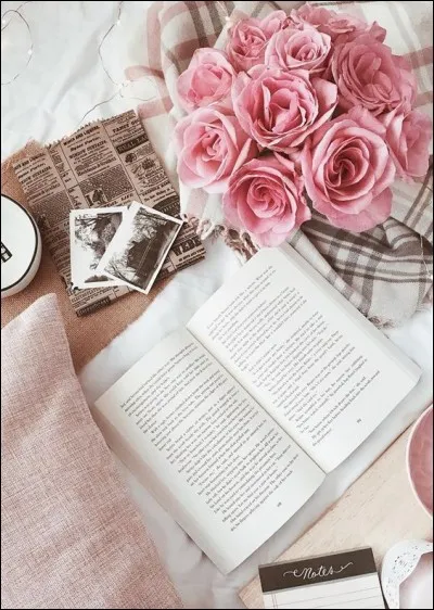 À qui Ronsard dédiait-il les célèbres vers "Mignonne allons voir si la rose, qui ce matin avait déclose..." ?