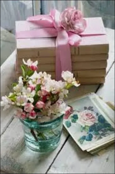 À qui Ronsard dédiait-il le poème "Cueillez dès aujourd'hui les roses de la vie" ?