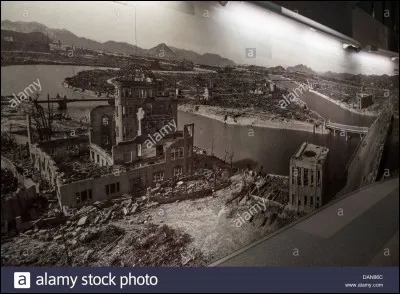 Quand le bombardement d'Hiroshima s'est-il produit ?