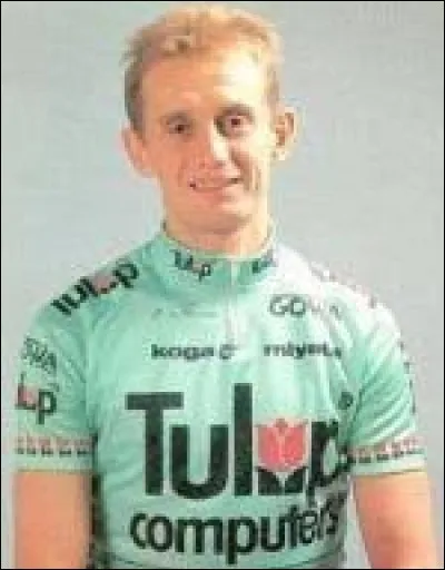 Ancien coureur belge ; 
il a participé 6 fois au Tour et remporté une étape en 1987 ; 
il est actuellement directeur sportif de l'équipe Lotto-Soudal.
Il s'appelle Herman...