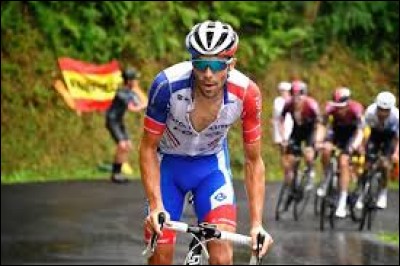 Meilleur jeune du Tour de France 2014 ; 
champion de France contre-la-montre 2016 ; 
en 2019, il participe à son 7e Tour de France ; il a déjà remporté 3 étapes sur le Tour, une étape sur le Giro et 2 étapes sur la Vuelta.
On ne présente plus Thibaut...