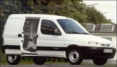 Quel est le nom de cette camionnette de 1996 ?