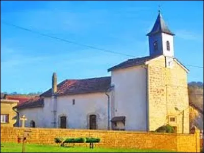 Nous sommes dans le Grand-Est devant l'église Saint-Martin d'Othe. Petit village de 32 habitants, enclavé dans la Meuse et près de la frontière belge, il se situe dans le département ...