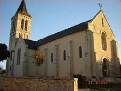 Pleuville est un village Charentais situé en région ...