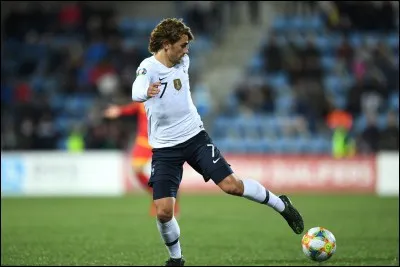 Quel est le salaire annuel d'Antoine Griezmann pour l'année 2018 ?